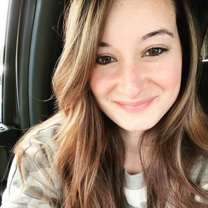 Meet your Posher, Stefanie